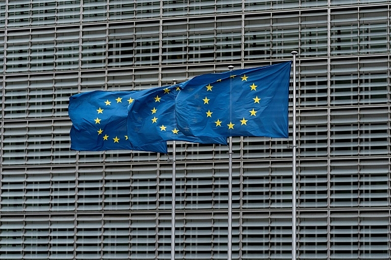 oil and gas giants spend 250 mn on eu lobbying green groups