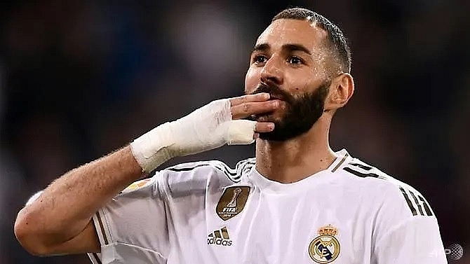 benzema stars as real madrid put five past leganes