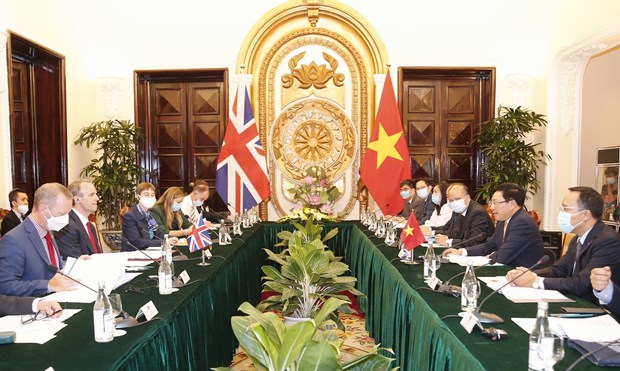 vietnam uk to develop strategic partnership to higher level officials