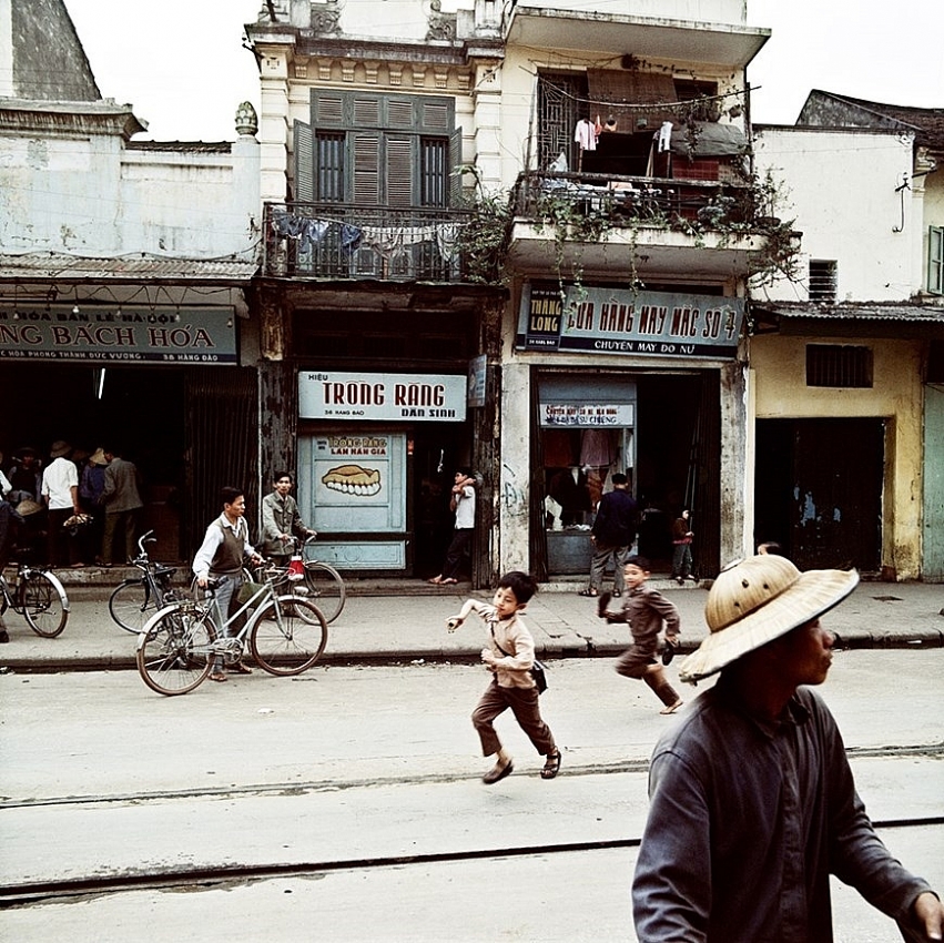 hanoi through lens of german photographer