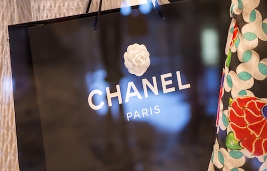 Luxury brands shift to selling online in Thailand