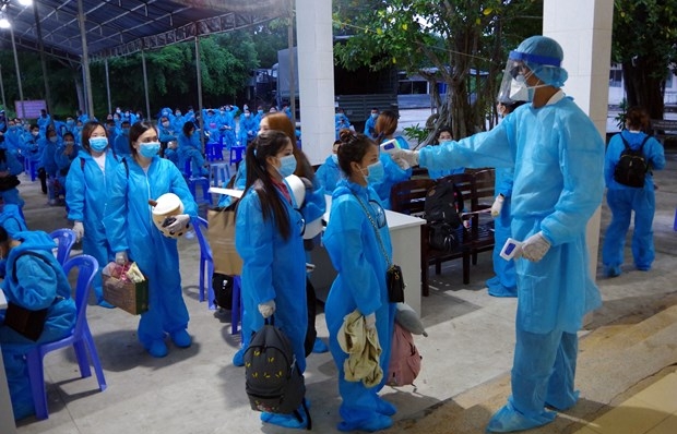 Over 240 Vietnamese citizens in repatriated from Philippines