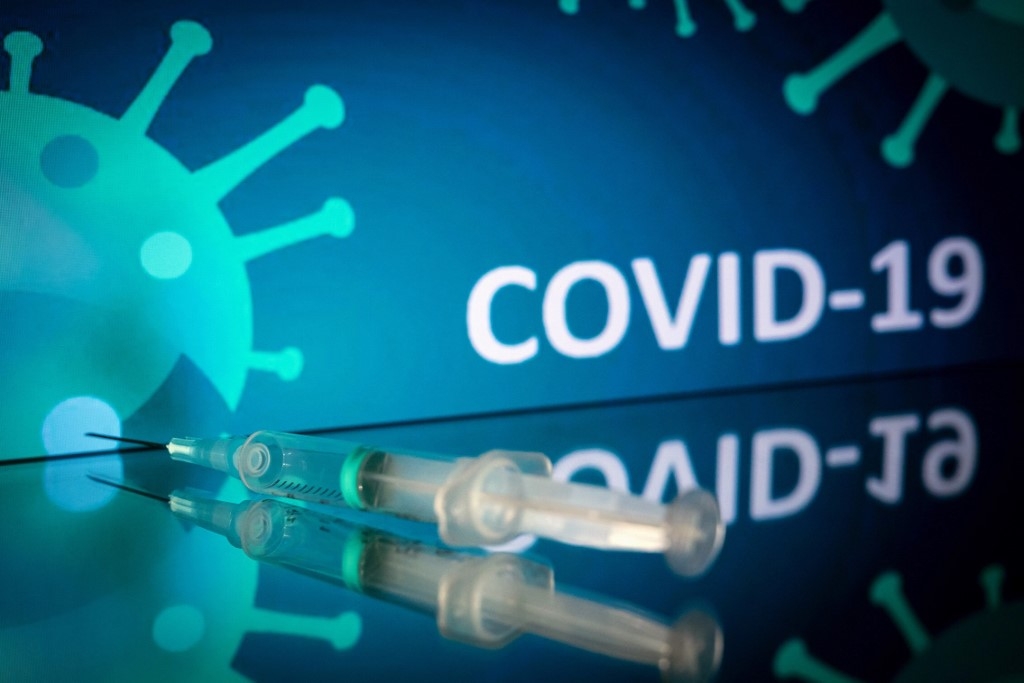 johnson johnson moves to buoy investors over paused covid vaccine trial