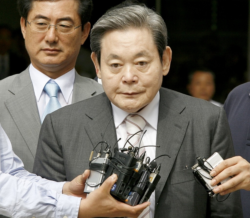 samsung electronics chairman lee kun hee dies at 78
