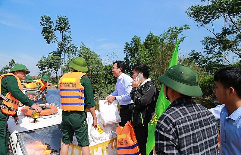 C.P. Vietnam assisting central region in midst of hardship