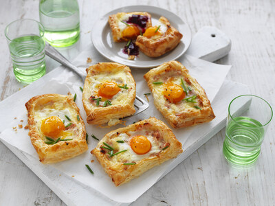 Cheesy Tomato Pesto Puffs, Australian Eggs