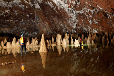 Oxalis Company promotes cave tours in Quang Binh Province