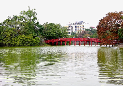 hanoi city of lakes