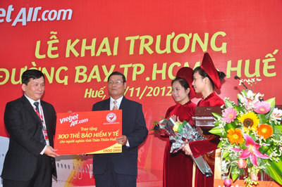 vietjet air adds new fight route to hue