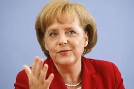 Euro crisis cements Merkel support for election duel