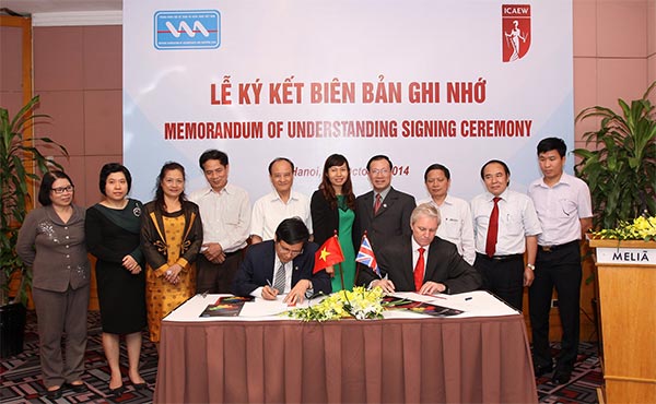 ICAEW deepens its commitment to develop Vietnam’s accountancy profession