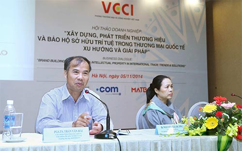 vietnamese businesses encouraged to build on strong online presence