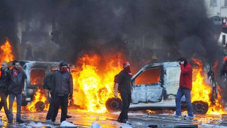 clashes in belgium as 100000 protest against new government