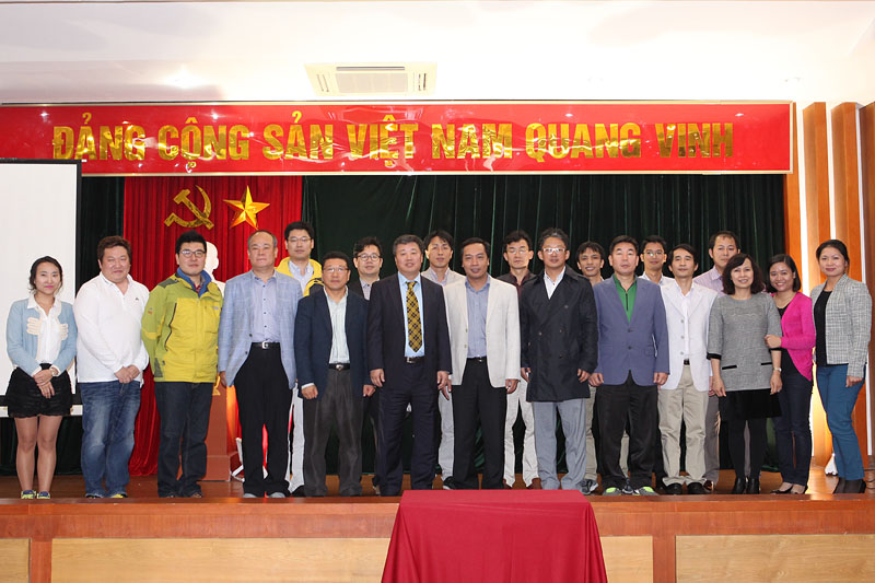 rok journalists association visits vietnam investment review