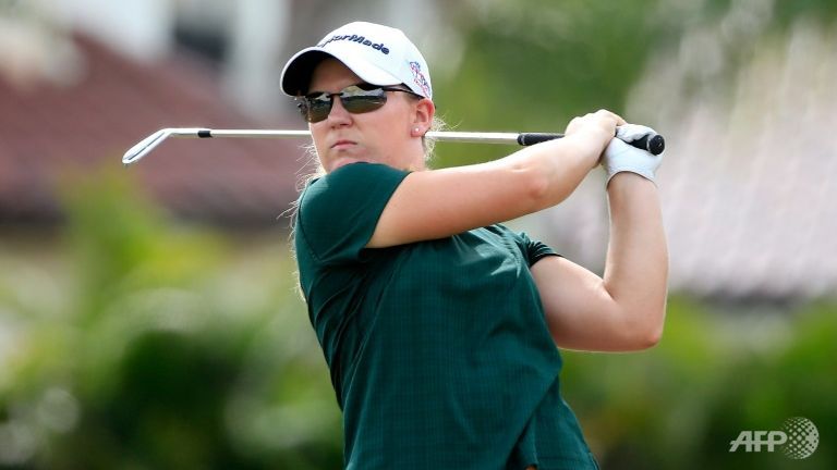 ernst leads lpga ko atop park in fight for top spot