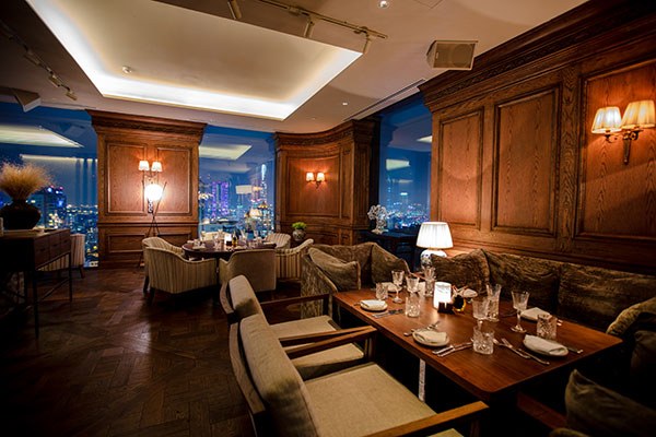 hotel des arts saigon wins asias luxury business hotel award
