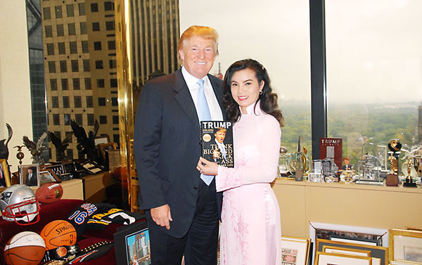 Vietnamese beauty queen meets with US President