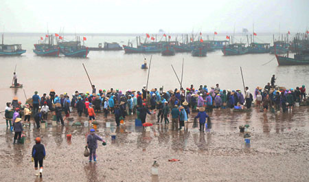 giao hai fish market another attraction of nam dinh province