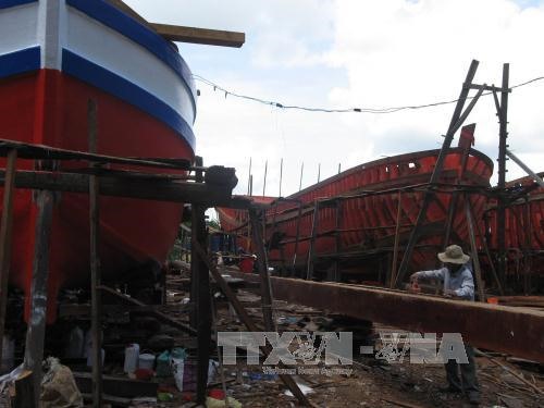 tien giang policies extend a helping hand to fishermen