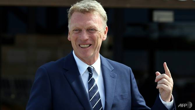 struggling west ham appoint moyes as manager