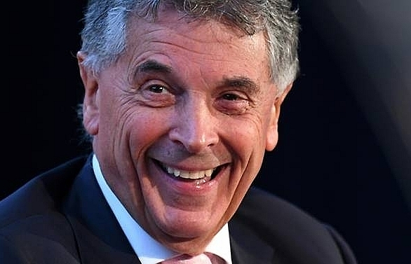 Ex-Arsenal chief David Dein uses power of football in prison to cut re-offending rates