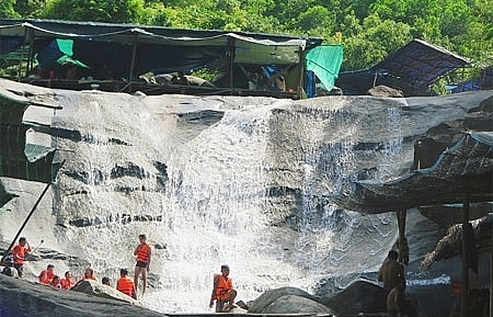 Central Vietnam waterfalls make a splash