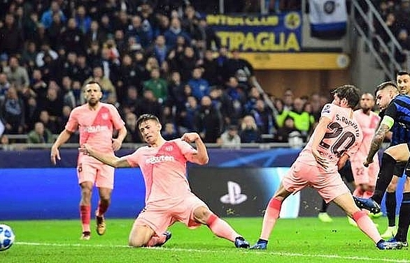 Barcelona through to Champions League last 16 after Inter draw