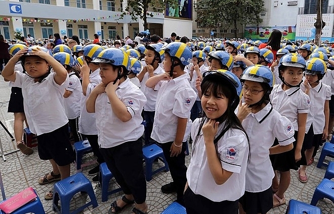 Helmets presented to improve children’s road sense
