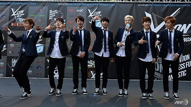 Webbs Band Baseball Jacket K-Pop Korean Pop Beyond The Scene Bōdan Shōnendan Bulletproof Boy Scouts