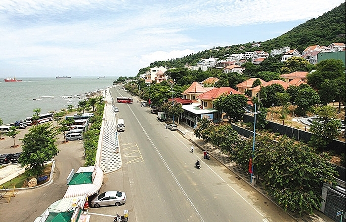 Vung Tau turns up heat  on delayed investments
