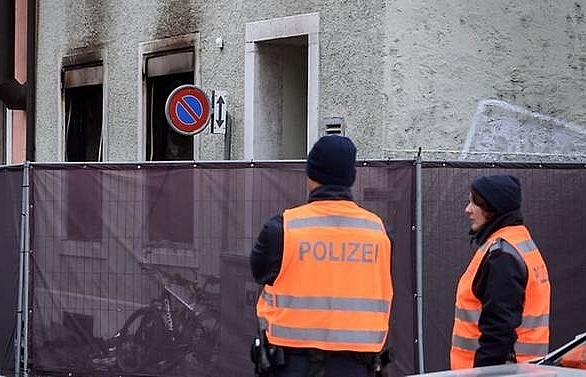 six dead in switzerland apartment fire police