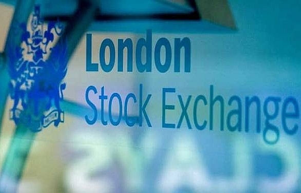 European stock markets rally on Brexit deal, Italy budget hopes