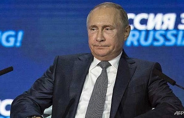 Putin defends 'lawful' seizure of Ukrainian ships