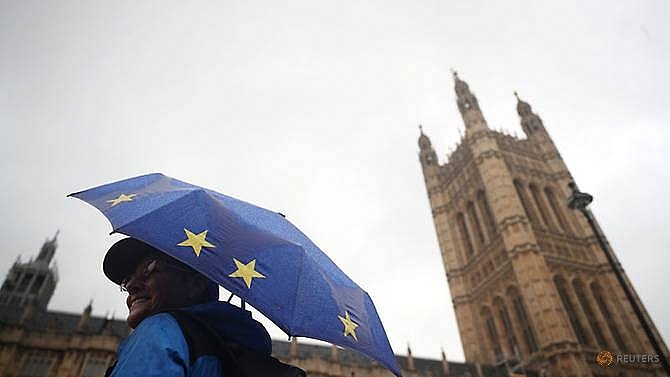 no deal brexit could cost uk economy 93pc of gdp over 15 years govt