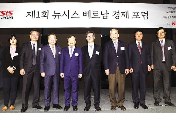 Giants of South Korea make immediate impact