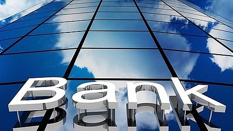 shares mixed as large caps under heavy selling pressure