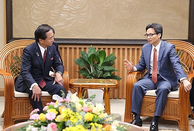 deputy pm receives japans kanagawa governor
