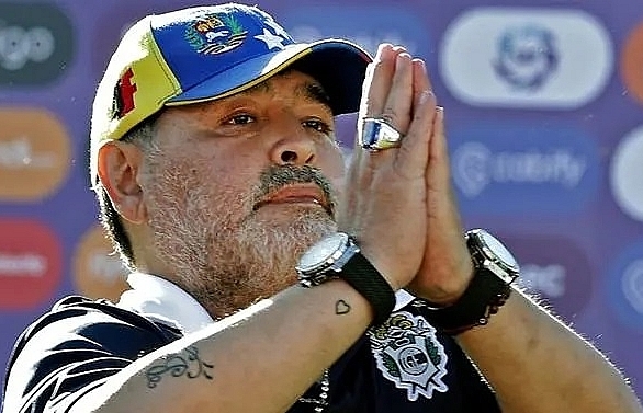 Maradona quits as coach of Argentina's Gimnasia