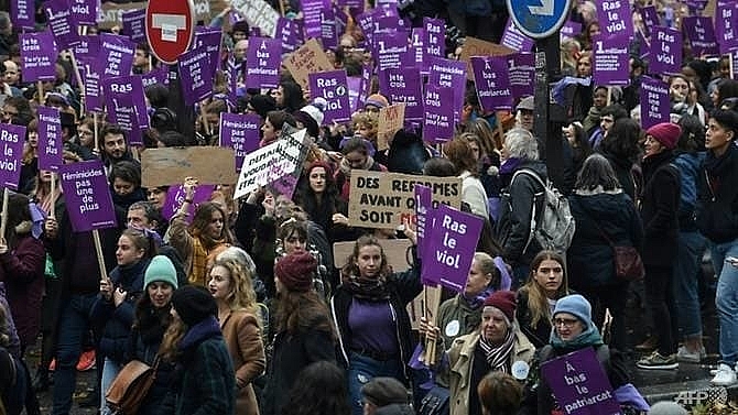 tens of thousands march in france to protest femicide levels