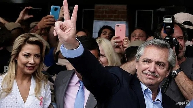 argentinas president elect rejects remaining imf money