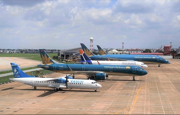 Vietnam Airlines adjusts flight schedules in anticipation of Storm Goni