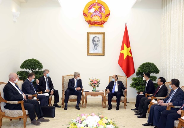pm highlights big opportunities for russian investors in vietnam