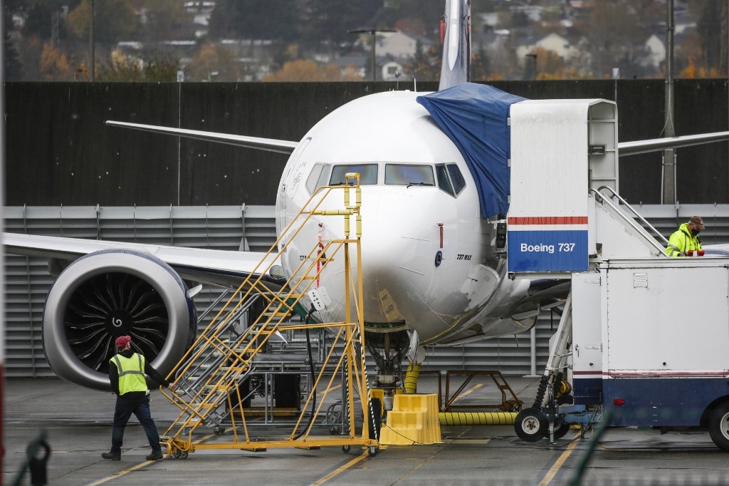 boeing sees more cancelled orders as max nears return