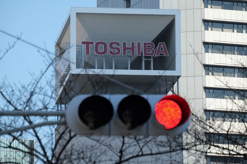 japans toshiba retreats from coal fired power stations