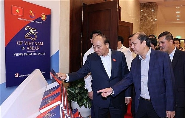 Prime Minister Nguyen Xuan Phuc to chair 37th ASEAN Summit