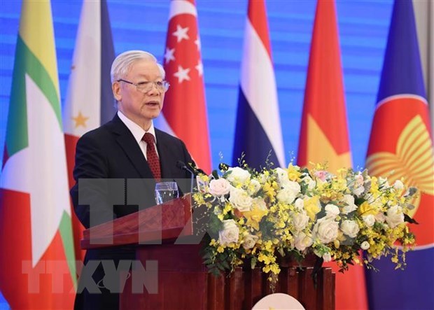 top vietnamese leader affirms maintaining peaceful stable cohesive and united asean region