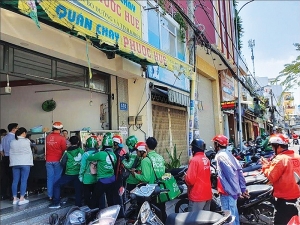 Food delivery apps vowing to provide safety and hygiene