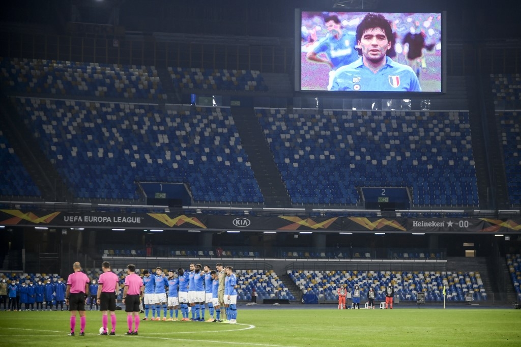 napoli pays tribute to maradona captain of the angels
