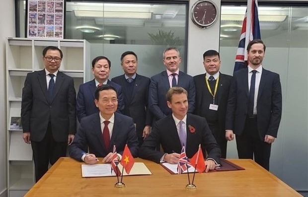 Vietnam, UK enhance cooperation in digital economy, digital transformation