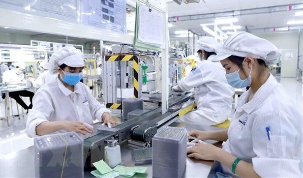 Vietnam's exports of electronics rises to 96.9 billion USD in 2019 from 47.3 billion USD in 2015, ranking 12th in the world.(Photo: VNA)